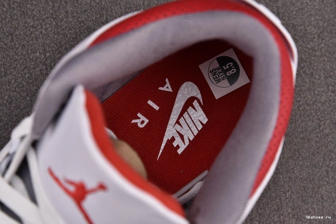 Jordan (2022) 3 Retro Red Fire DN3707-160 0912